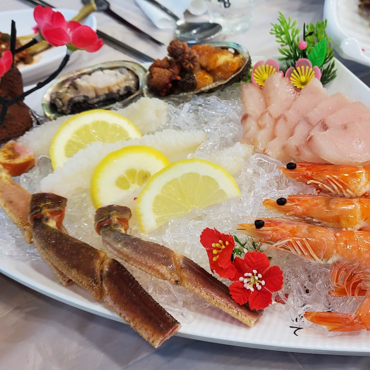 삼천포대게도매직판장(Samcheonpo Snow Crab Wholesale Direct Sales Center)