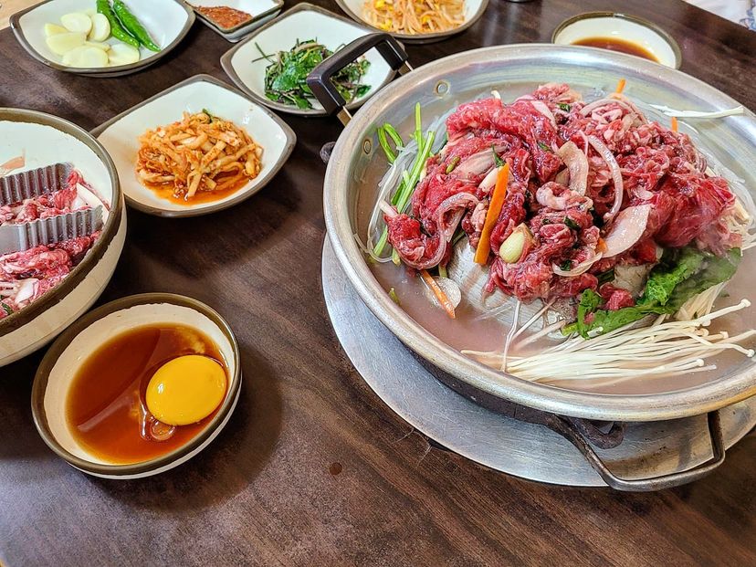 아성식당 (Aseong Sikdang)