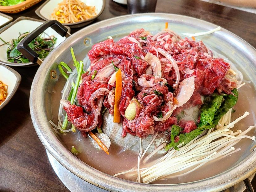 아성식당 (Aseong Sikdang)