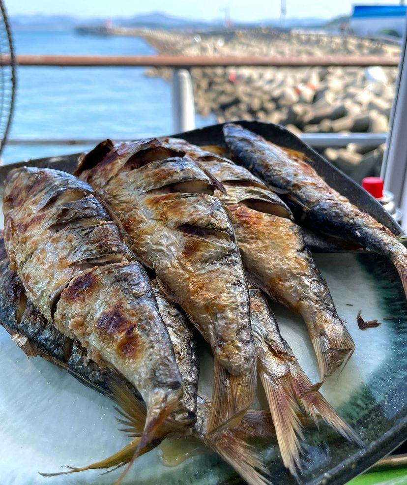 너뱅이등대횟집(Neobangi Lighthouse Raw Fish Restaurant)