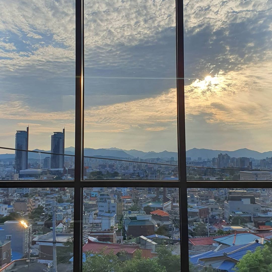 Daejeon Bread Restaurant Journey - Classic & Trend Three-hour Taxi Tour