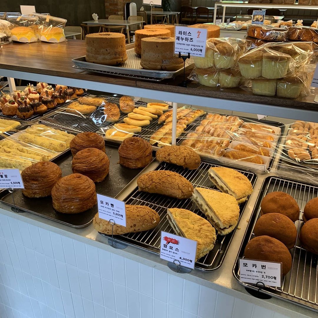 연선흠베이커리카페(YONSUNHEUM BAKERY CAFE)