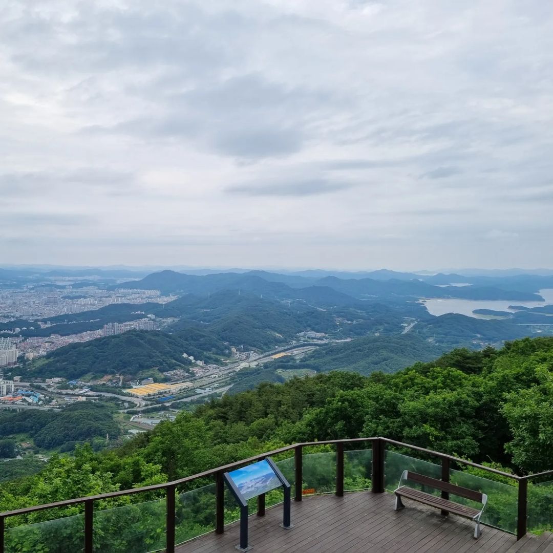 식장산해돋이전망대(Sikjangsan Sunrise Observatory)'s picture