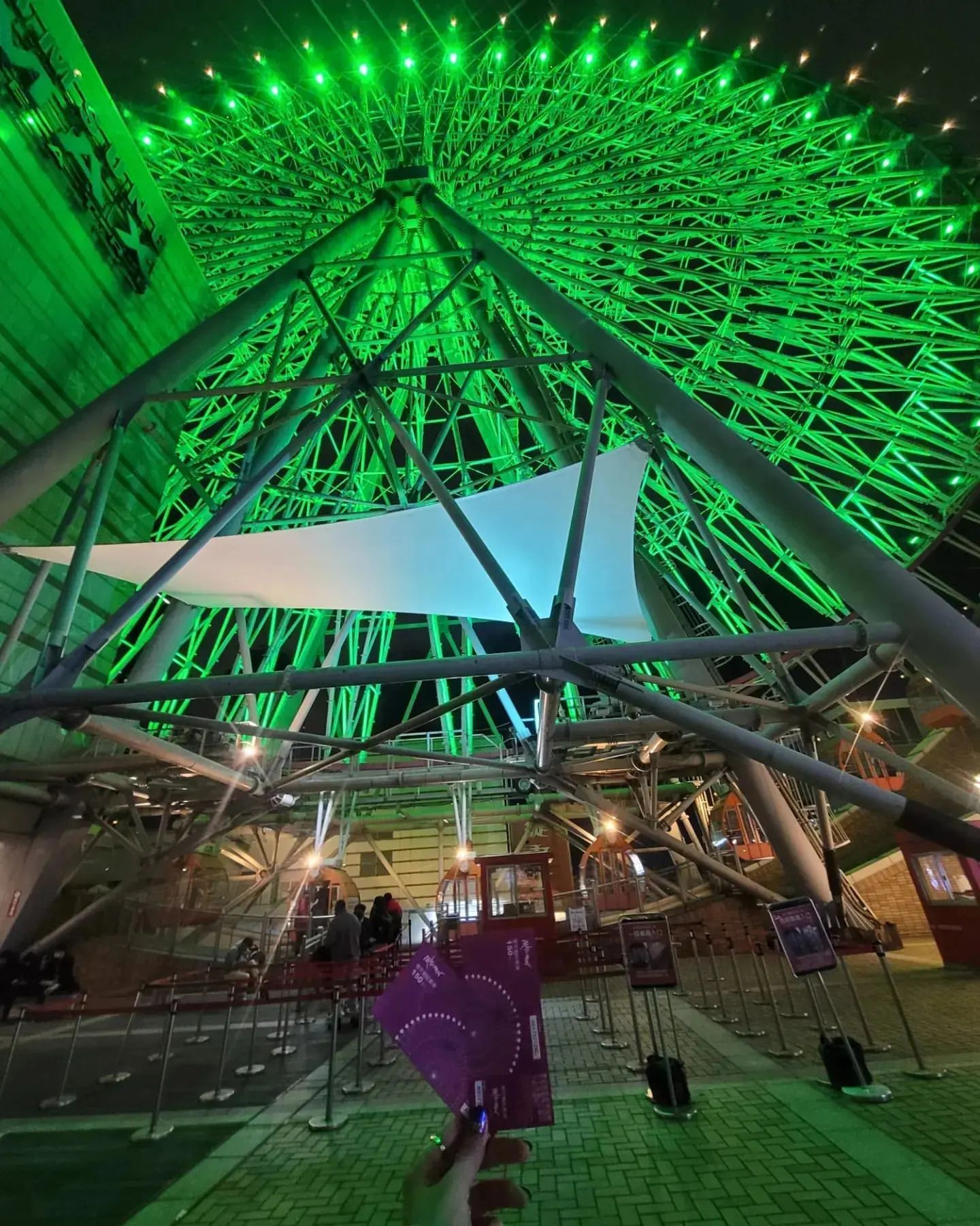 美麗華百樂園摩天輪(Miramar Ferris Wheel)'s picture