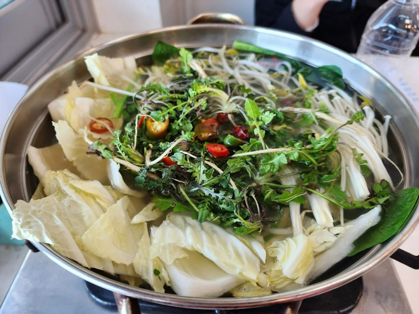 동백회수산(Dongbaekkoesusan)
