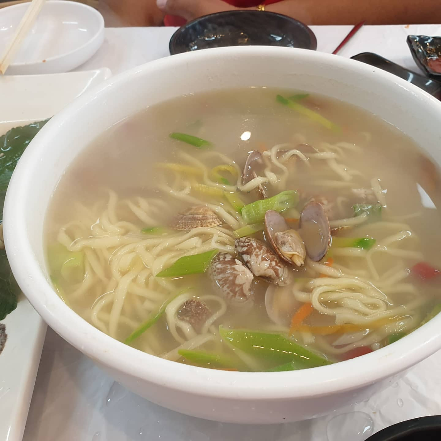 동백회수산(Dongbaekkoesusan)