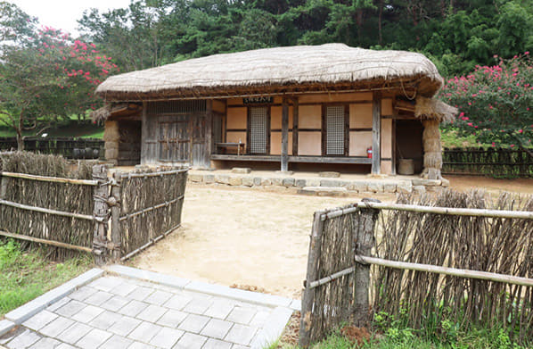 한용운 선생 생가지(Birthplace of Han Yong-un)
