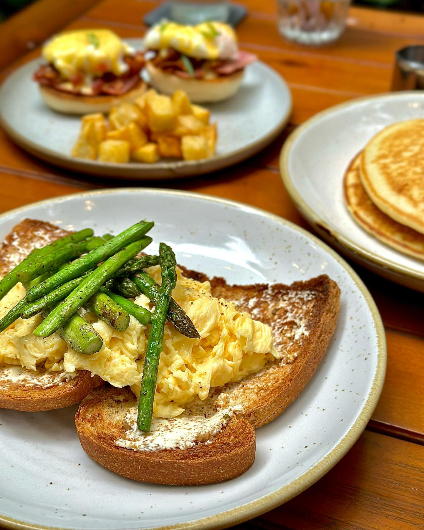 Quán cà phê Sáu Trên Sáu(식스 온 식스 카페)