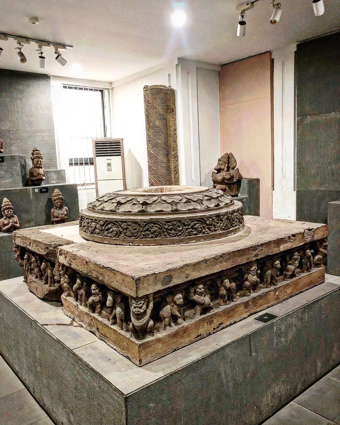 Bảo tàng Điêu khắc Chăm Đà Nẵng(참 박물관)