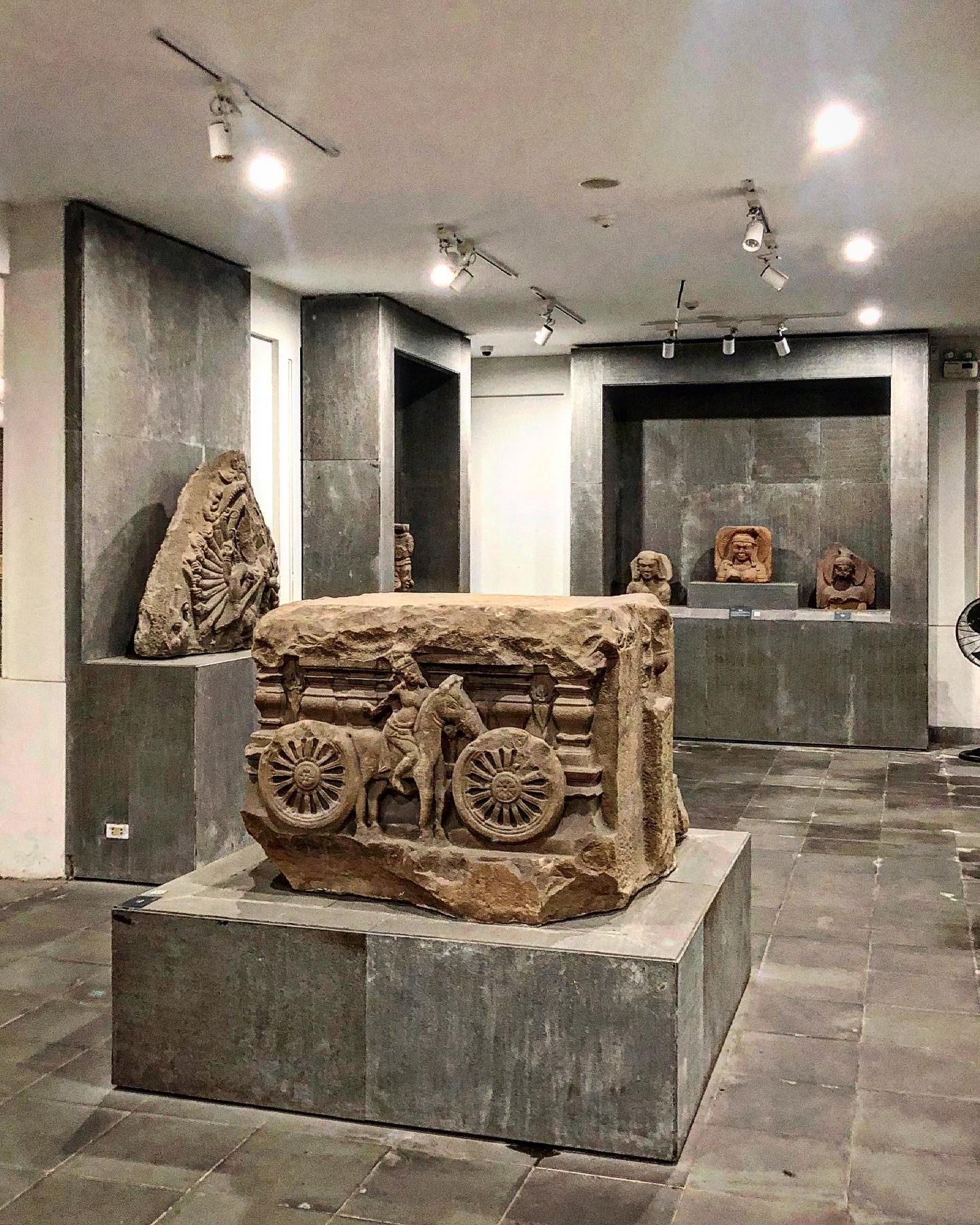 Bảo tàng Điêu khắc Chăm Đà Nẵng(참 박물관)