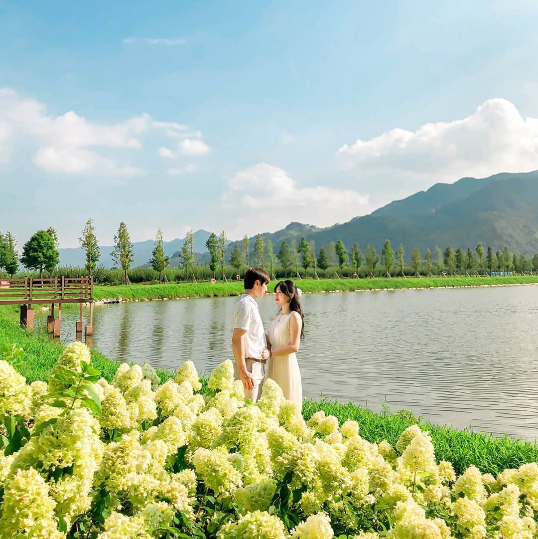 동정호(Dongjeong Lake)'s picture