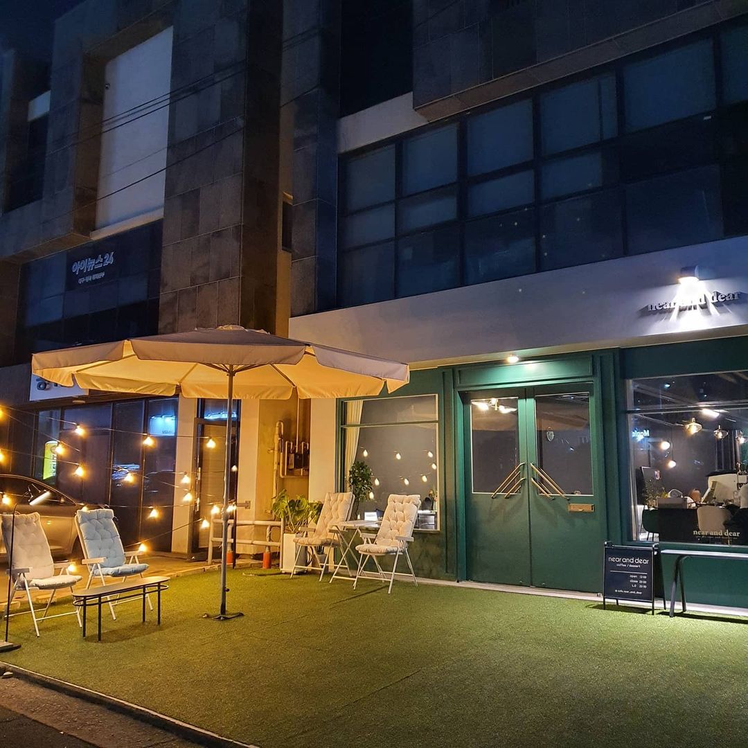 near and dear (니어 앤 디어)