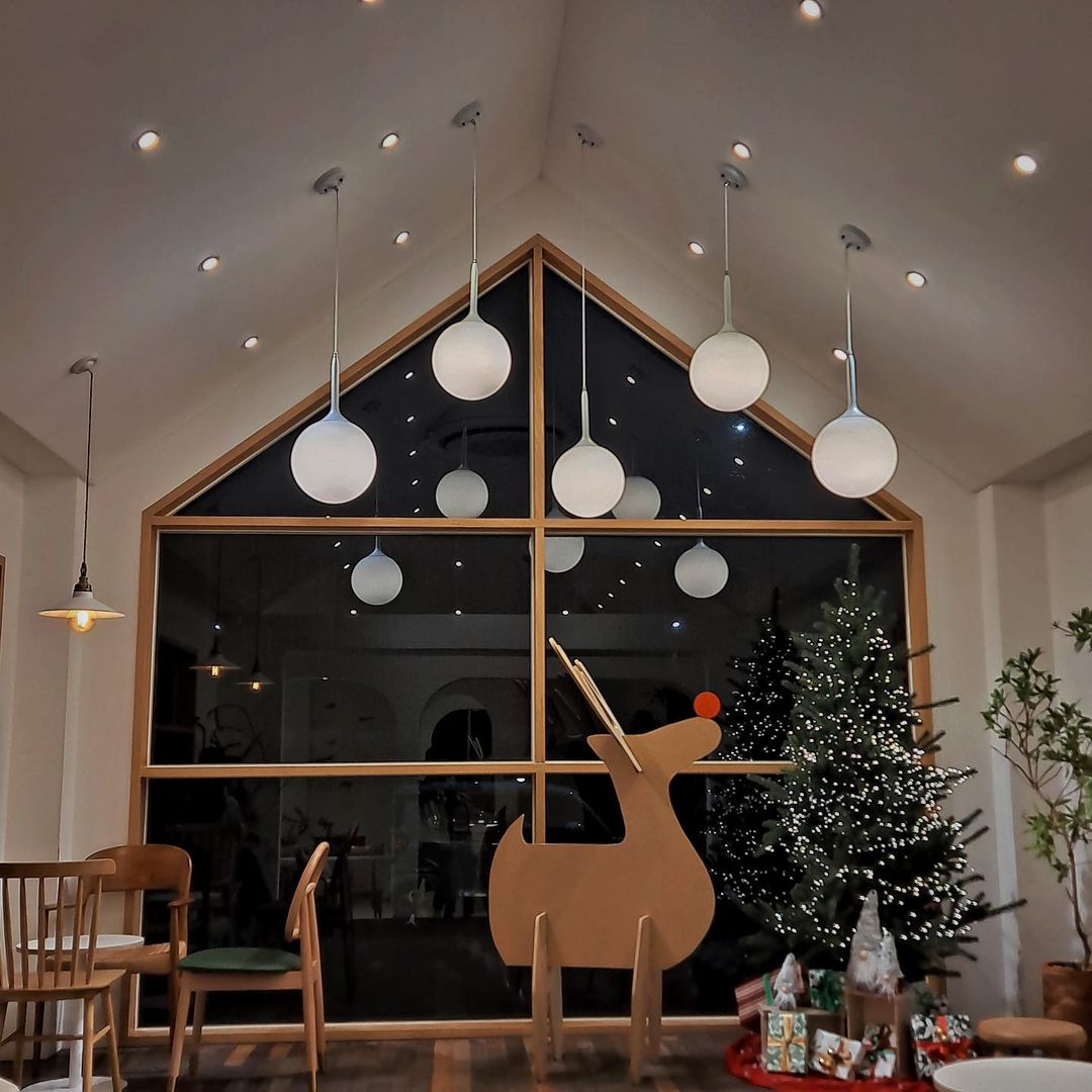 열두달봄(12MONTH SPRING)