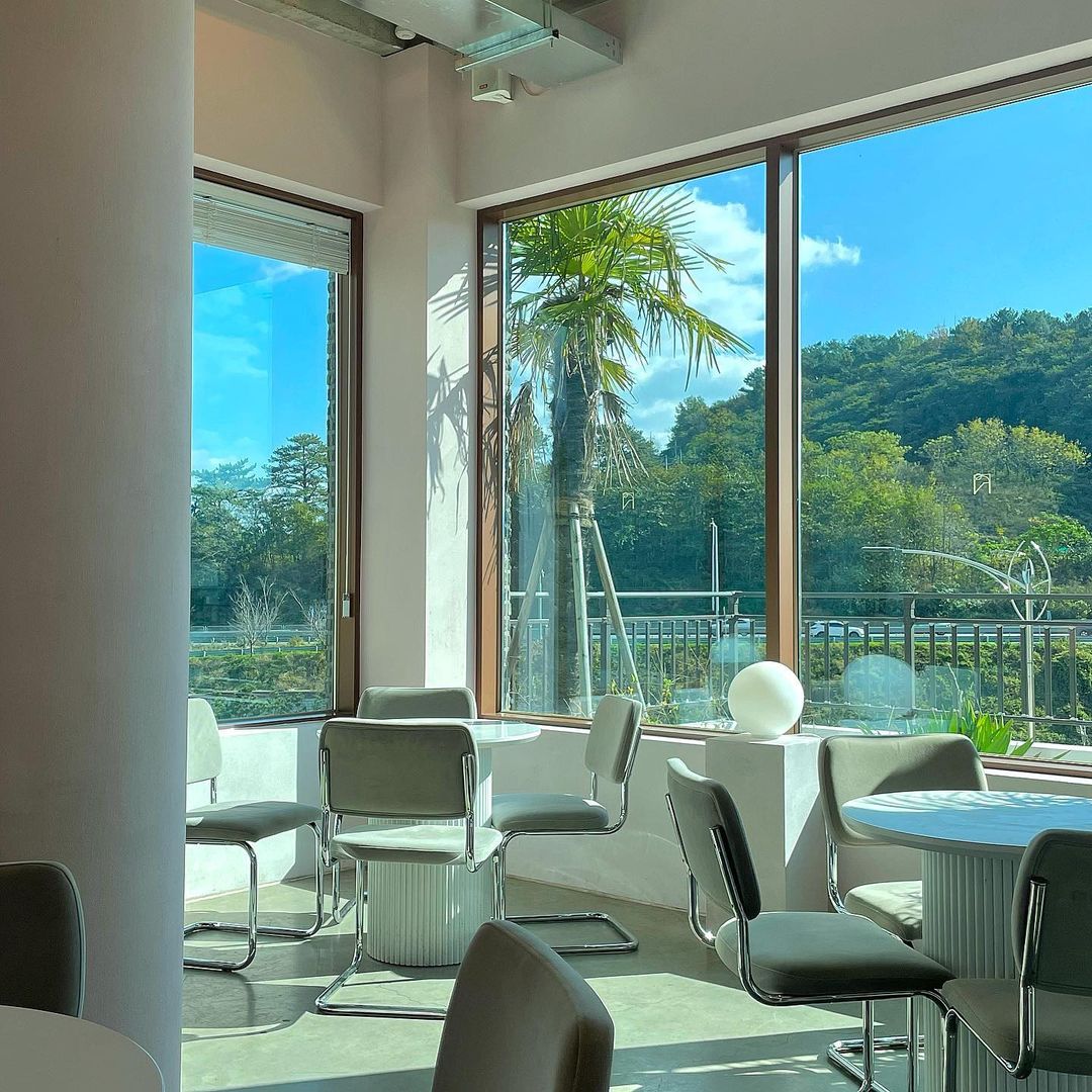 카페 어그원(Aug one coffee & dessert)