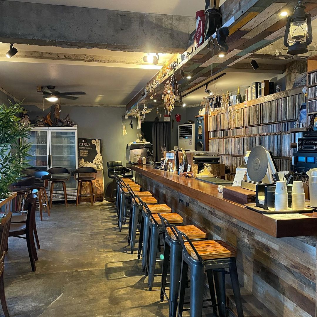 우드스탁(Woodstock Cafe)