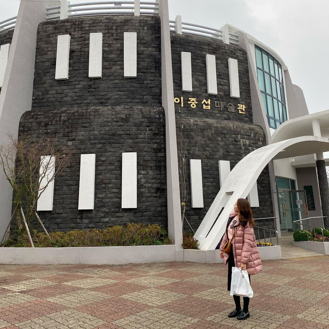 Immerse Yourself in Jeju's Vibrant Arts and Culture Scene.