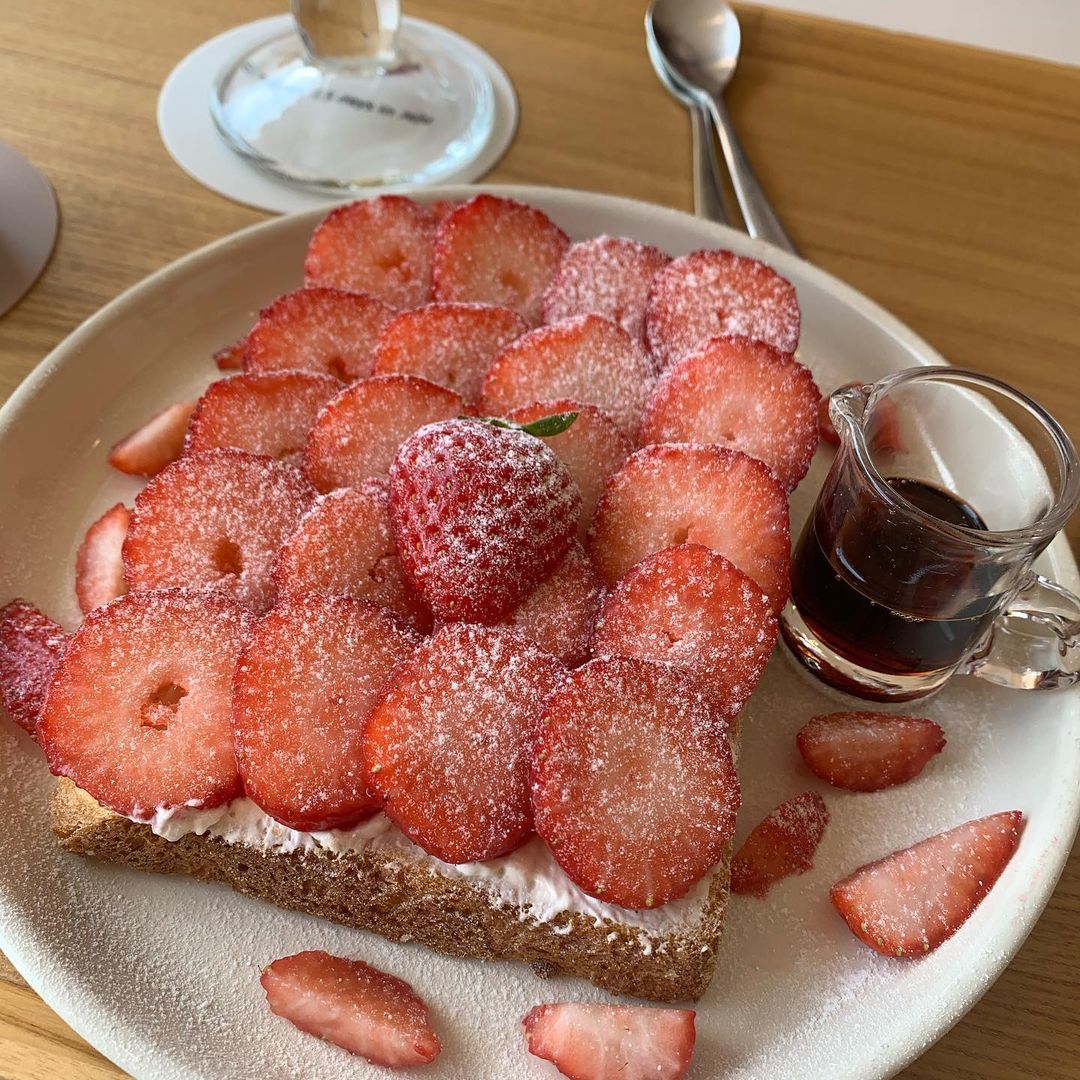 여섯번의 보름 (폐업)