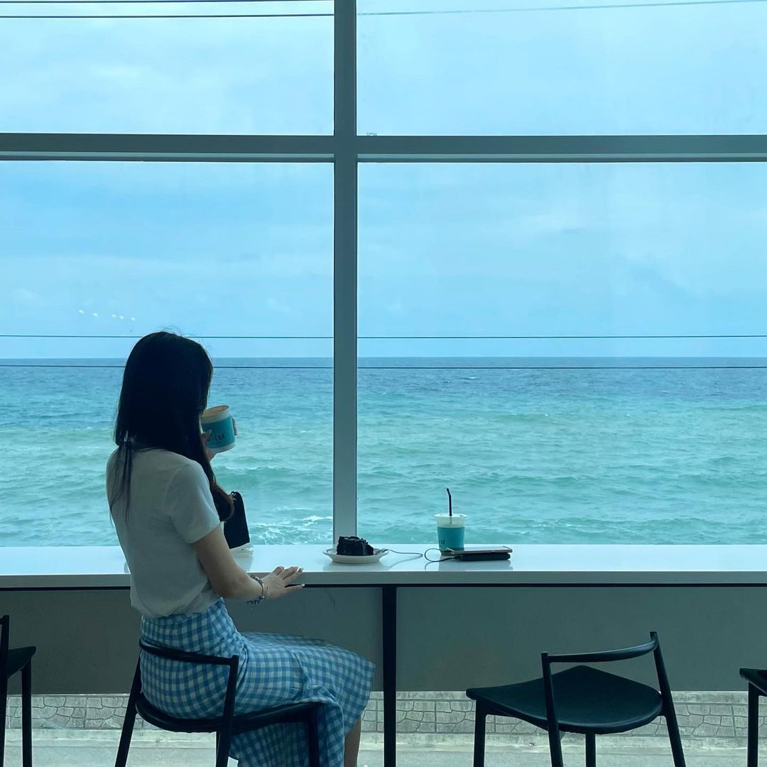 무브온 커피(MOVE ON COFFEE)