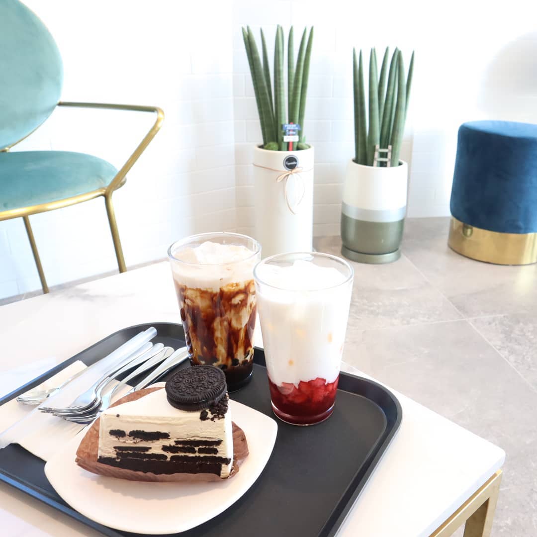 커피홀 영덕강구점(COFFEE HOLE)