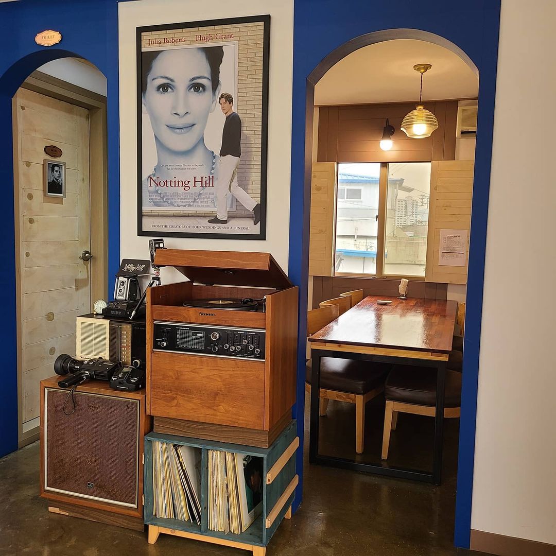 노팅힐 (폐업)()