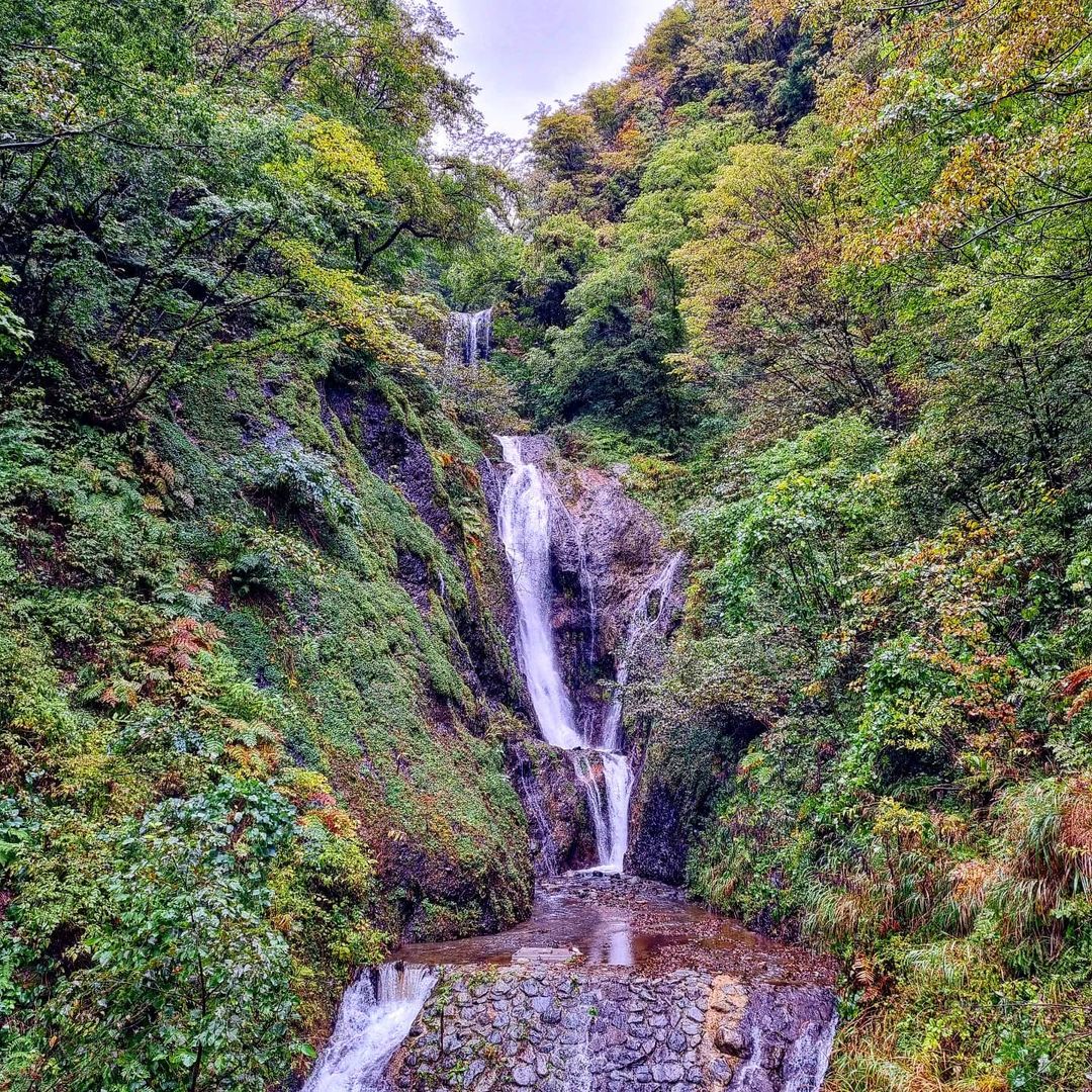 봉래폭포(Bongrae Falls)