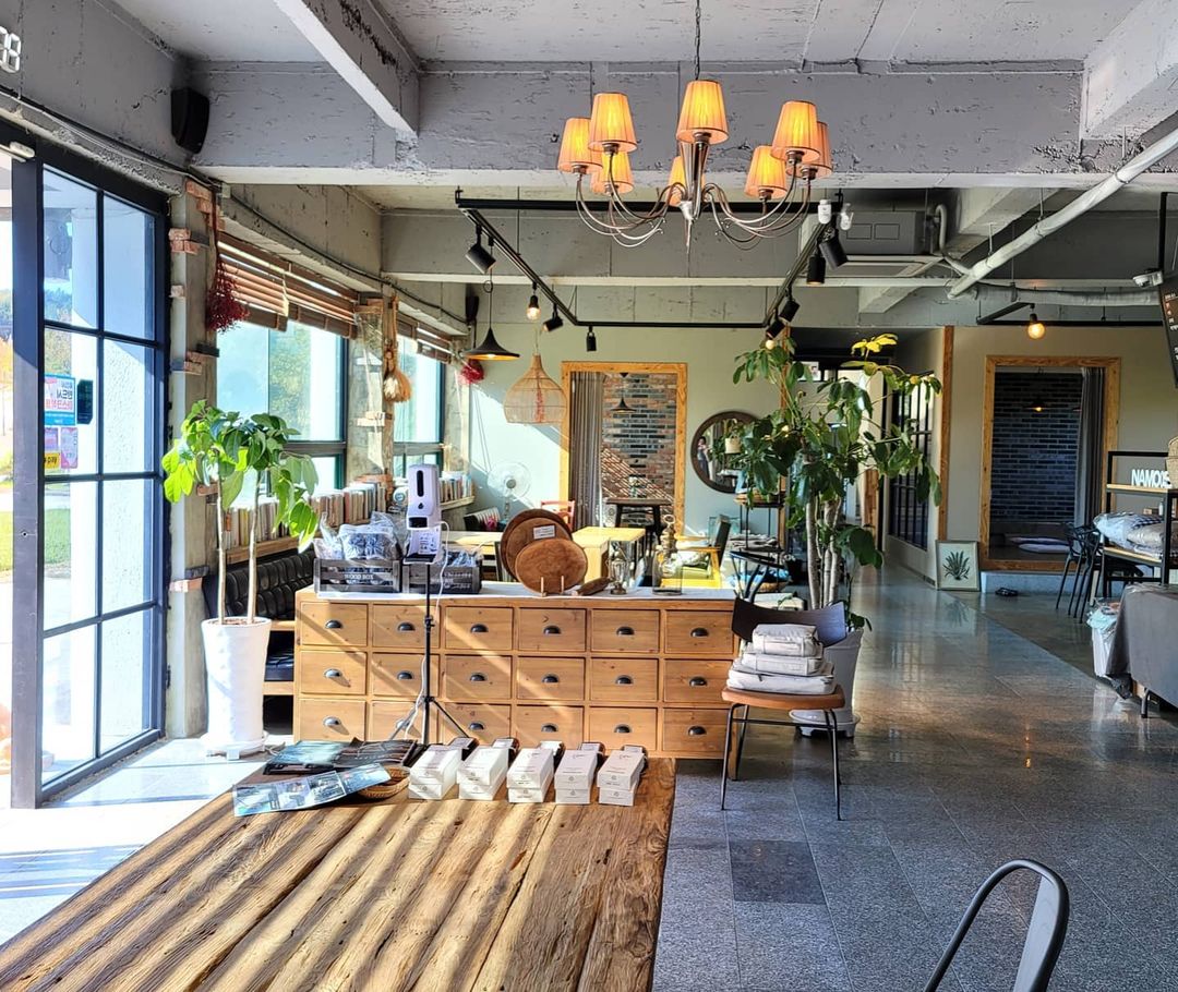 나무스(NAMOOS CAFE)