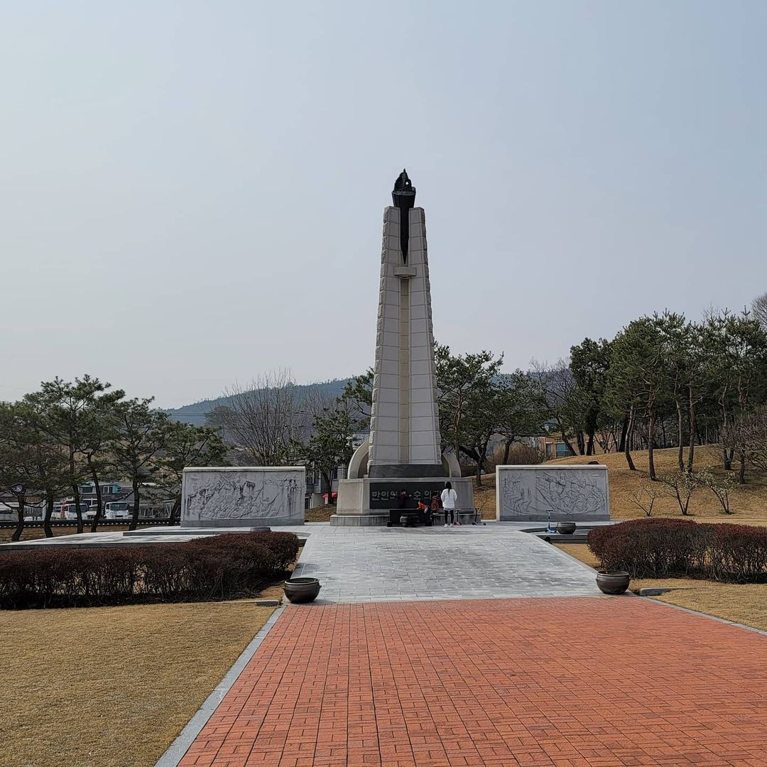만인의 총(Tomb of Ten Thousand Patriotic Martyrs)'s picture