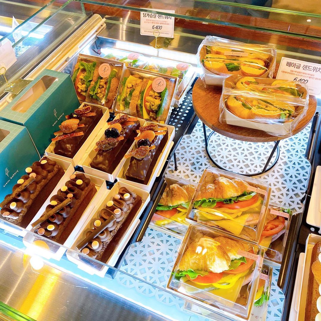 이른베이커리 (폐업)()