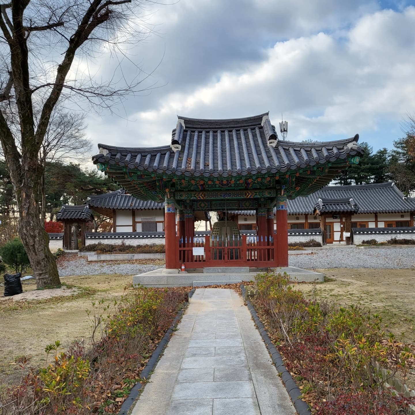 용주사(Yongjusa)