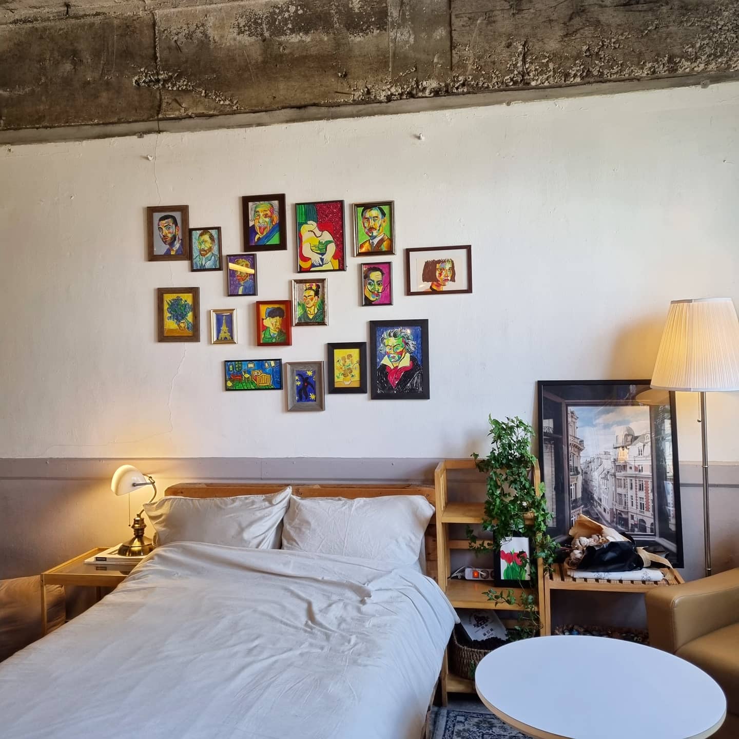 홍라드(HONGRARD Coffee)