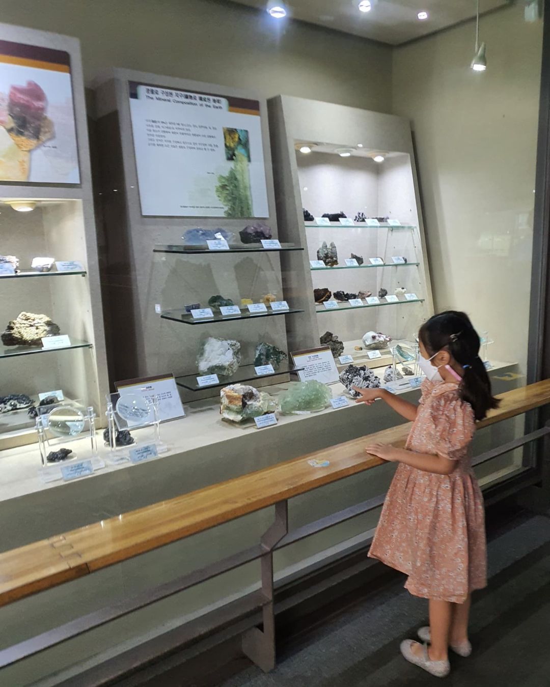 Following Taebaek's Underground Stories