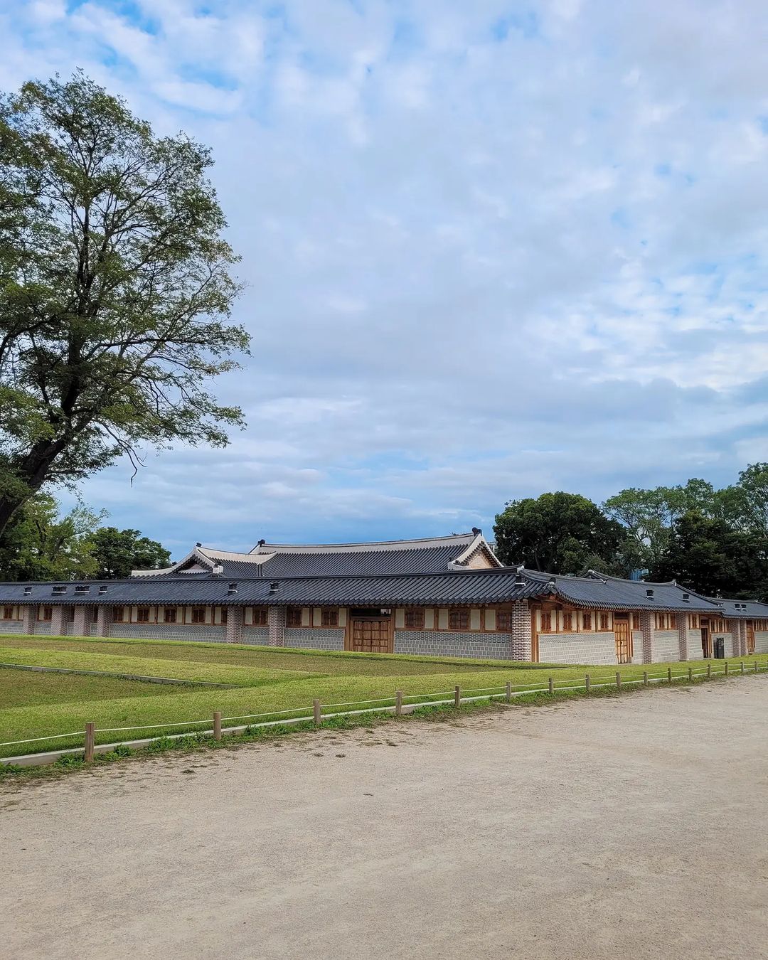 From Palaces to the Road to Independence: 600 Years of Seoul History