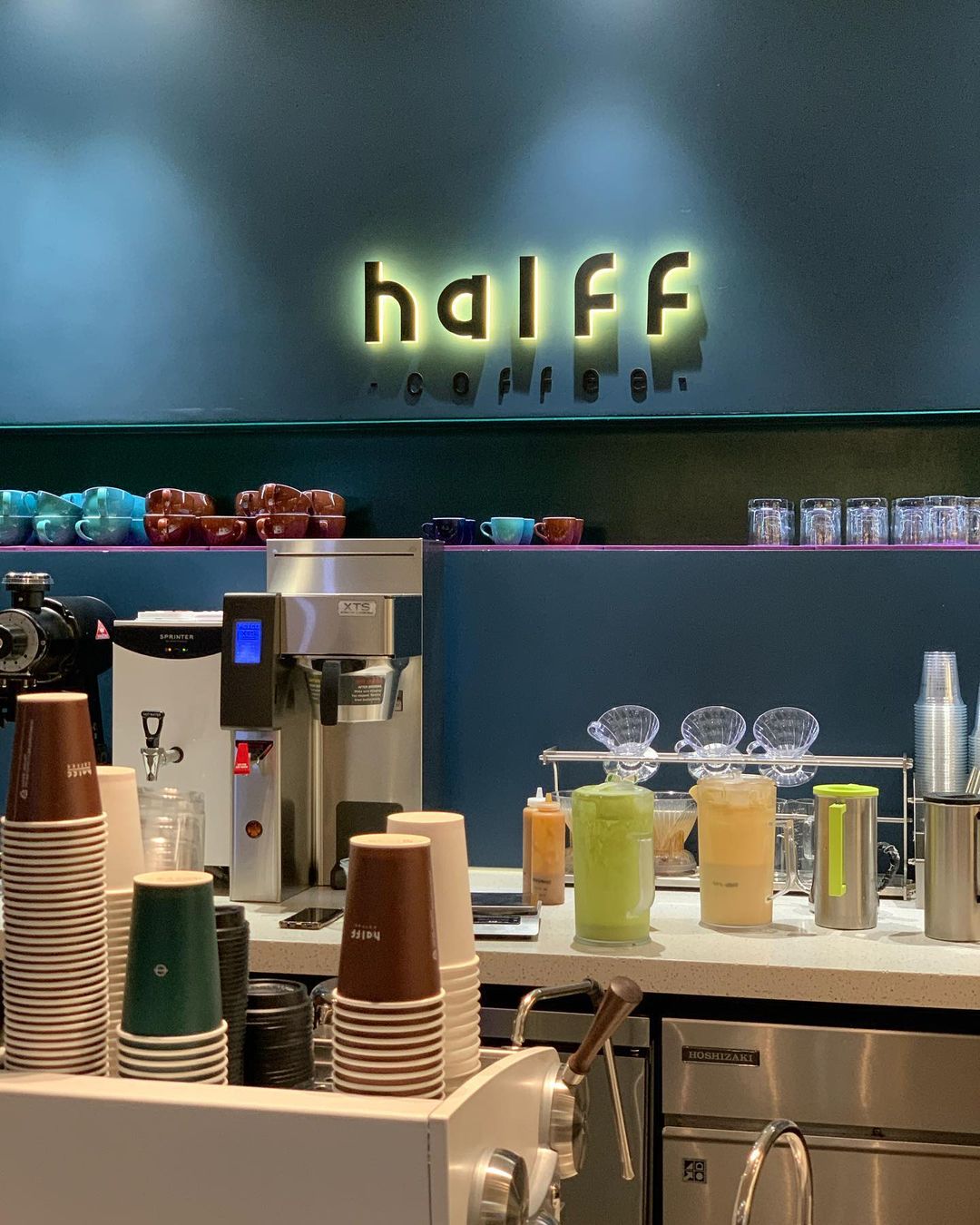 하프커피 파미에스테이션점(Halff Coffee Gangnam)