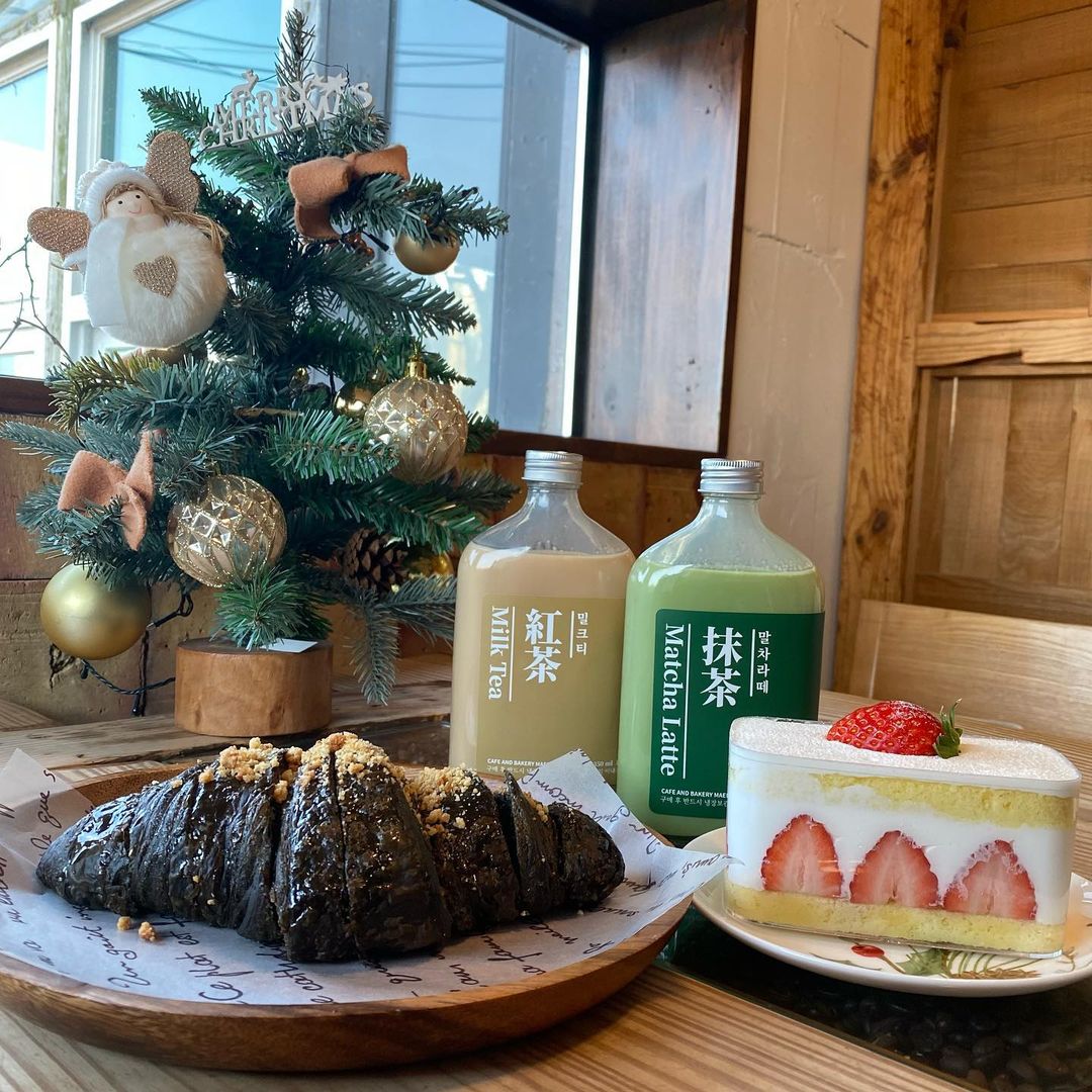 매화마름(Cafe Maehwamareum)