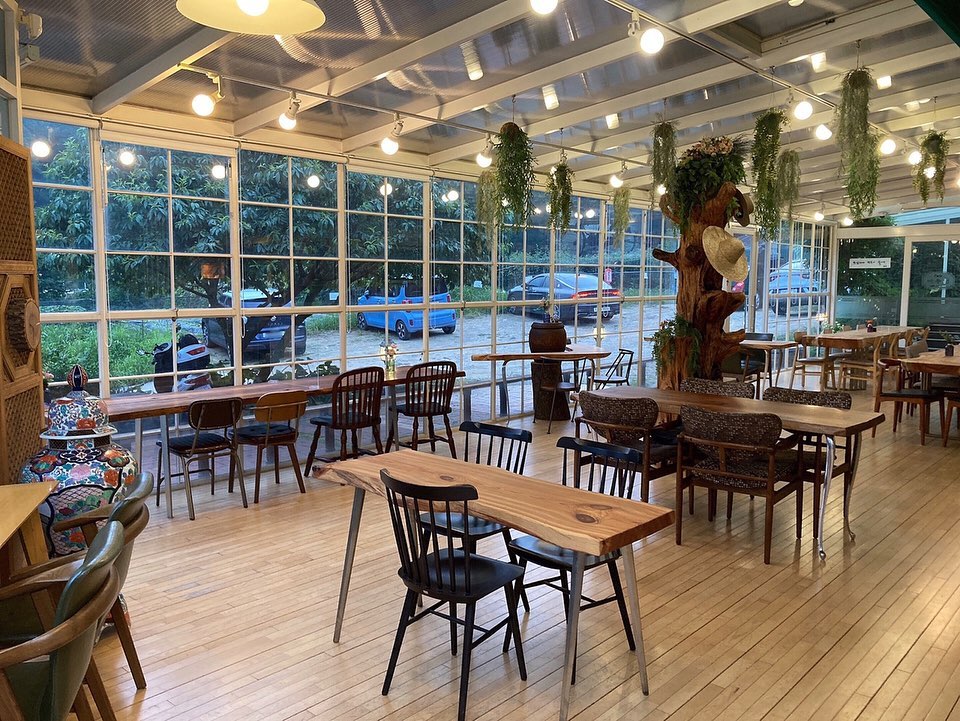 예송원 테이블(Yesong-Won)