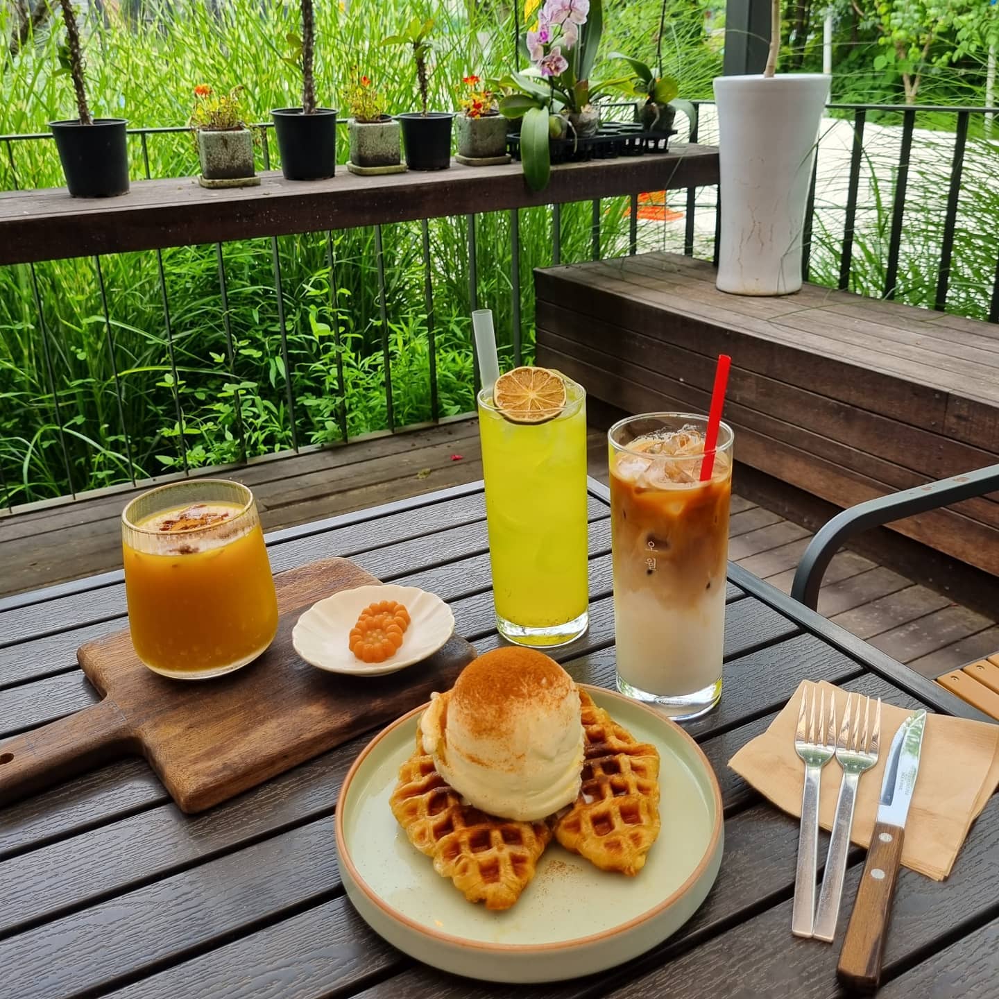 오월다방(Owol Dabang)