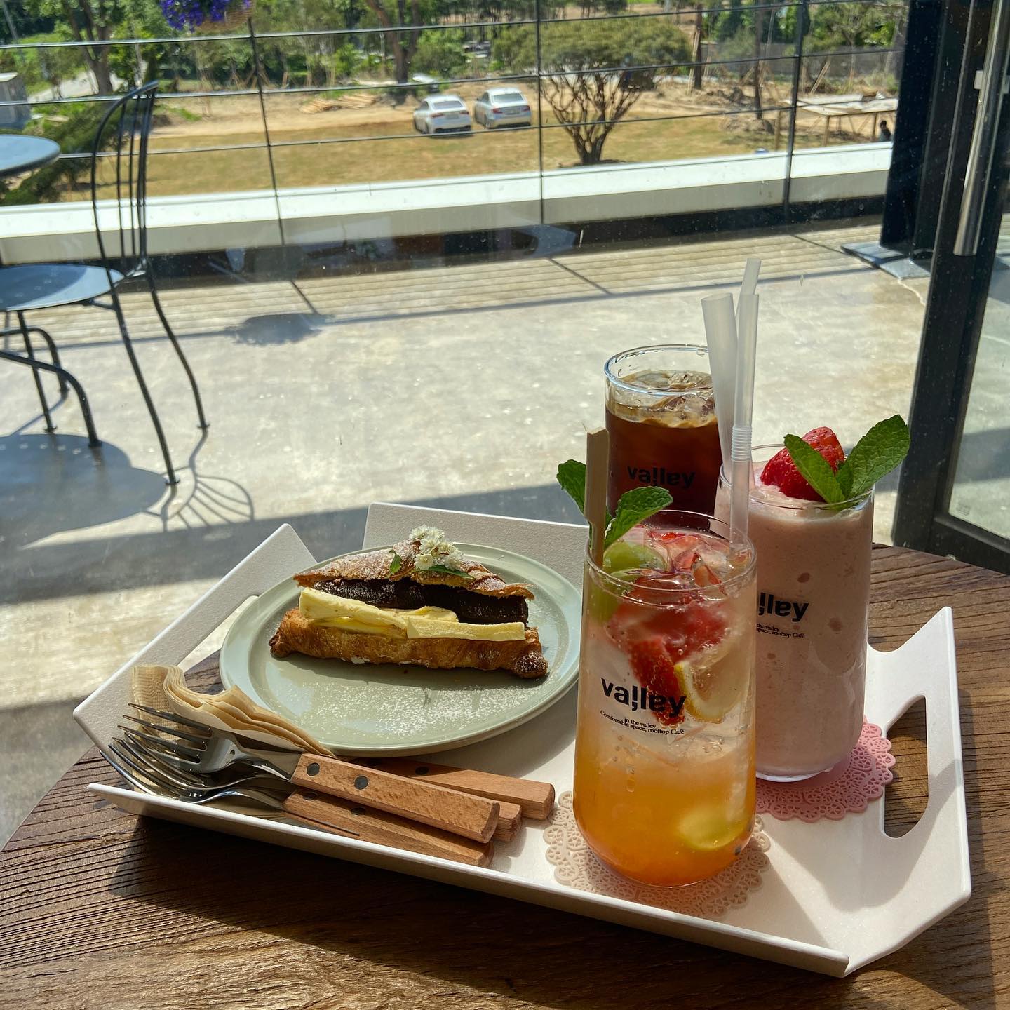 인더밸리(In the valley)